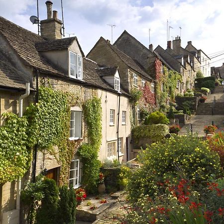 Well Cottage: A Cotswold Cottage At The Heart Of The Village Of Кардуэлл Экстерьер фото